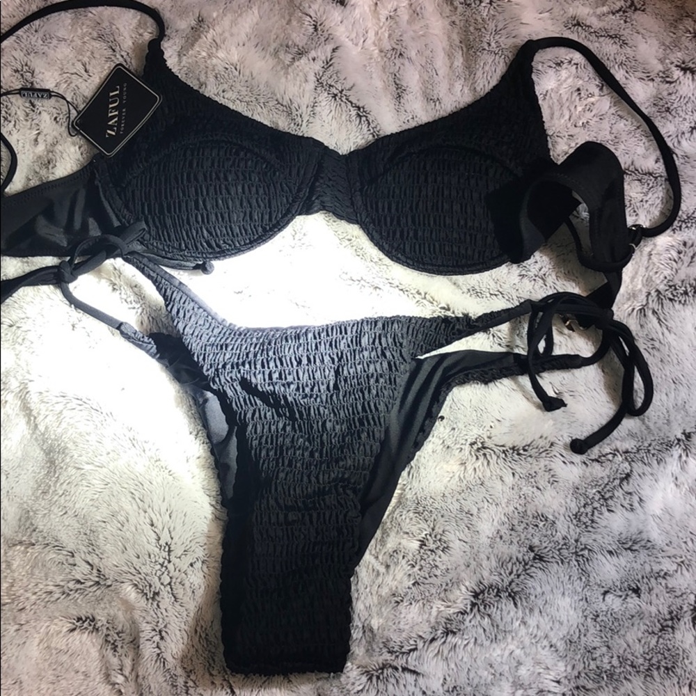 L Black Bikini
